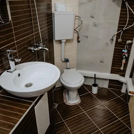 2br Dobrevi Lejlighed *
