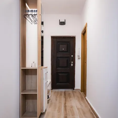 2br Dobrevi Lejlighed *